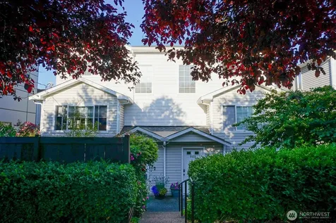 9426 Linden Avenue N Seattle WA 98103