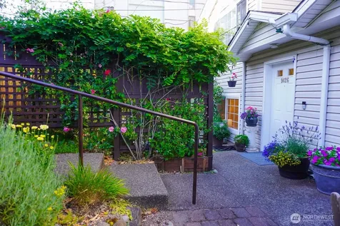 9426 Linden Avenue N Seattle WA 98103
