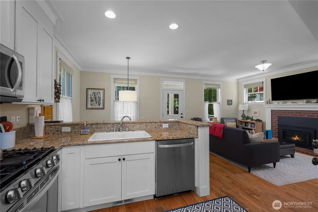 25 Lupine Lane Pacific Beach WA 98571