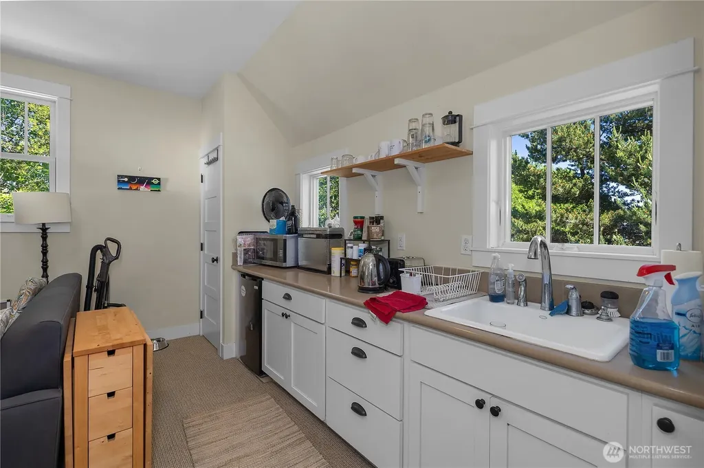 25 Lupine Lane Pacific Beach WA 98571