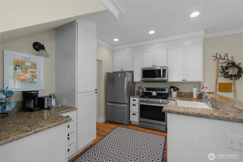 25 Lupine Lane Pacific Beach WA 98571