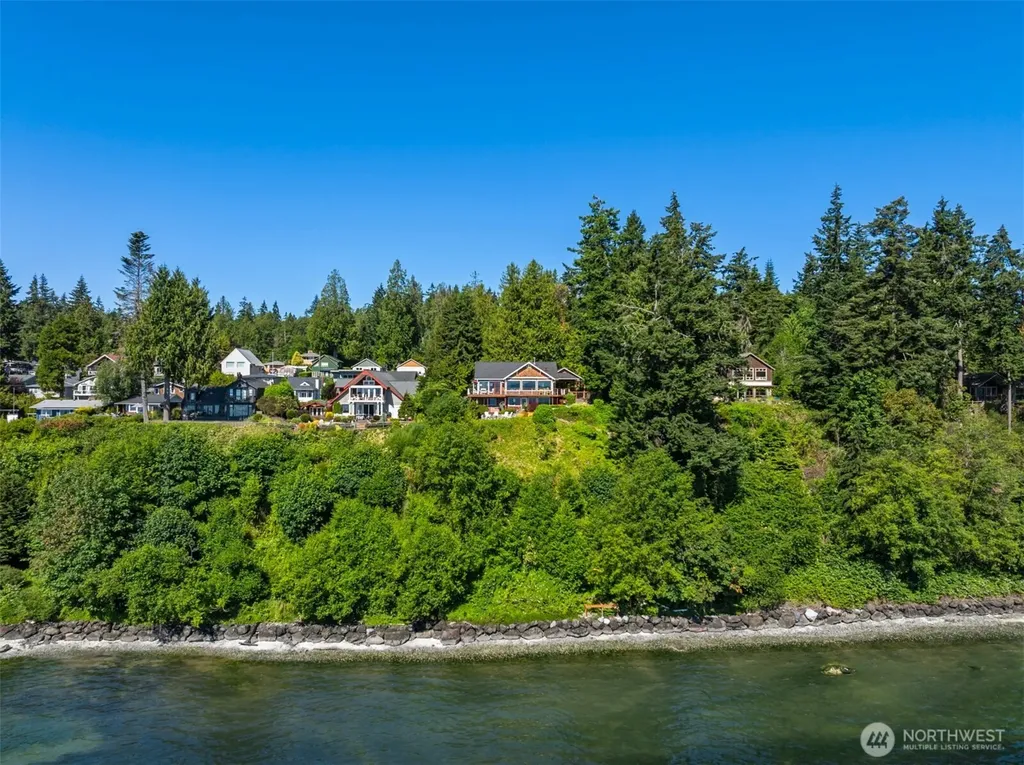 19116 Angeline Avenue NE Suquamish WA 98392