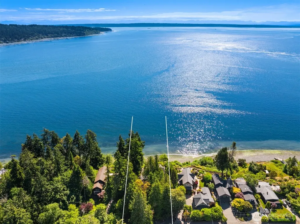 19116 Angeline Avenue NE Suquamish WA 98392