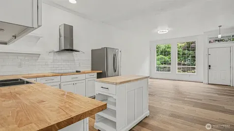 9605 132nd Street Kirkland WA 98034