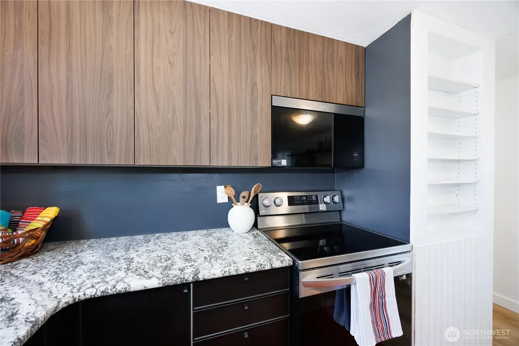 2400 Donovan Avenue Bellingham WA 98225