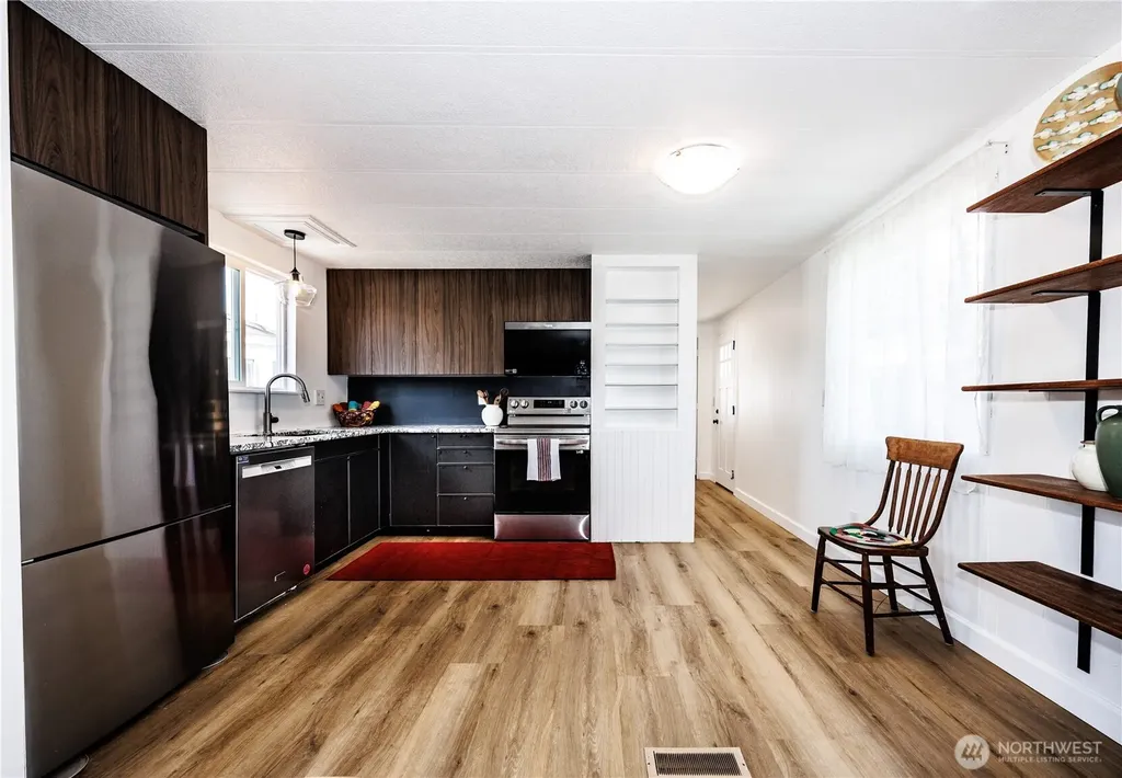 2400 Donovan Avenue Bellingham WA 98225