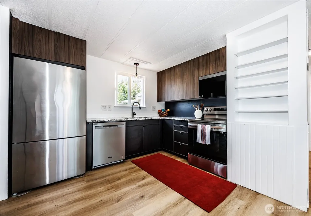 2400 Donovan Avenue Bellingham WA 98225