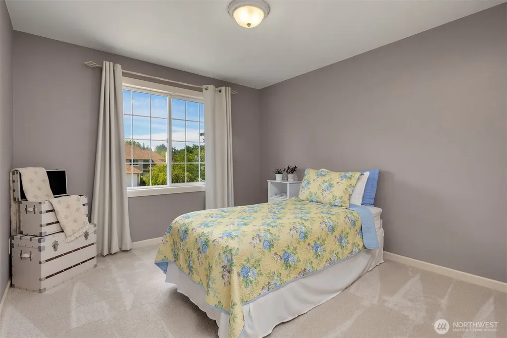 2714 232nd Place SE Sammamish WA 98075