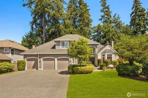 2714 232nd Place SE Sammamish WA 98075