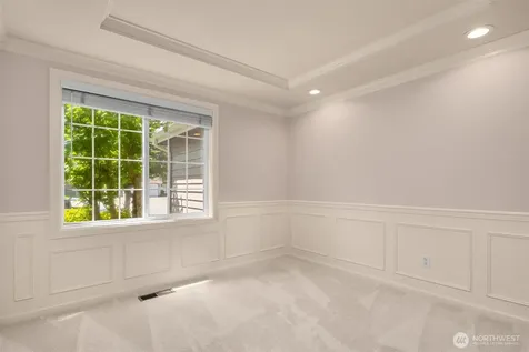2714 232nd Place SE Sammamish WA 98075