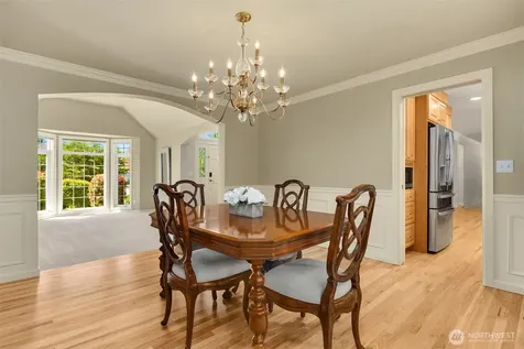 2714 232nd Place SE Sammamish WA 98075