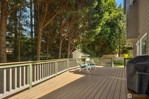 2714 232nd Place SE Sammamish WA 98075