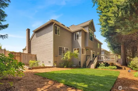 2714 232nd Place SE Sammamish WA 98075
