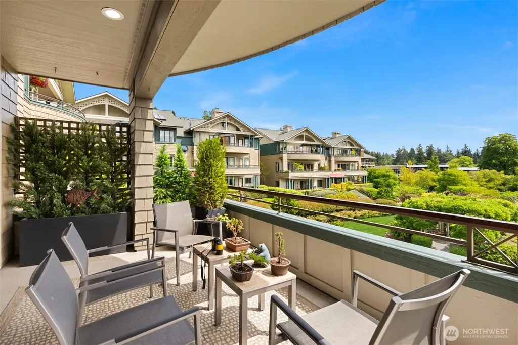 470 Wood Avenue SW Bainbridge Island WA 98110