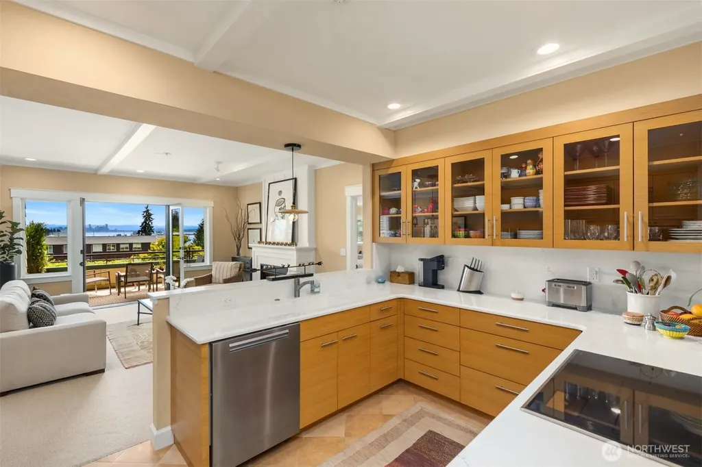 470 Wood Avenue SW Bainbridge Island WA 98110