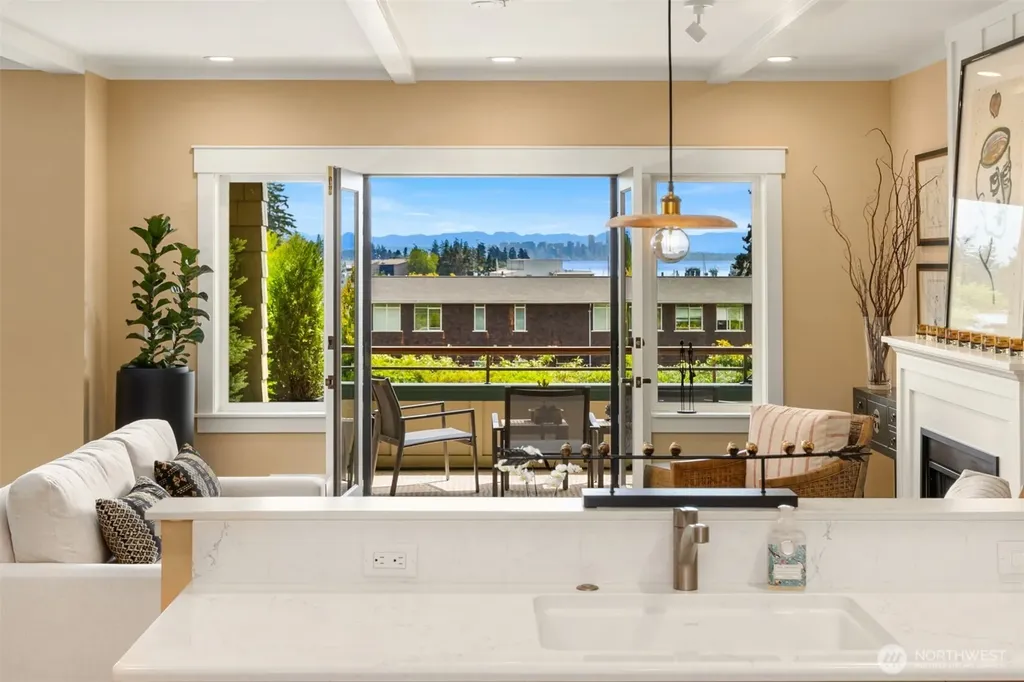 470 Wood Avenue SW Bainbridge Island WA 98110