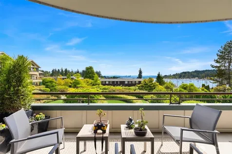 470 Wood Avenue SW Bainbridge Island WA 98110