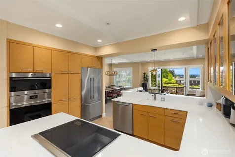 470 Wood Avenue SW Bainbridge Island WA 98110