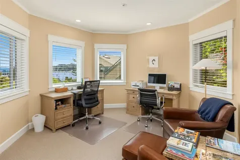 470 Wood Avenue SW Bainbridge Island WA 98110