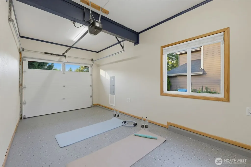 1606 38th Street NW Gig Harbor WA 98335