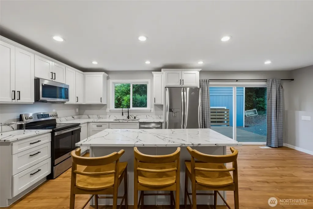 1910 Corbet Drive NW Bremerton WA 98312