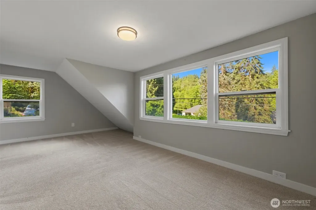 1910 Corbet Drive NW Bremerton WA 98312