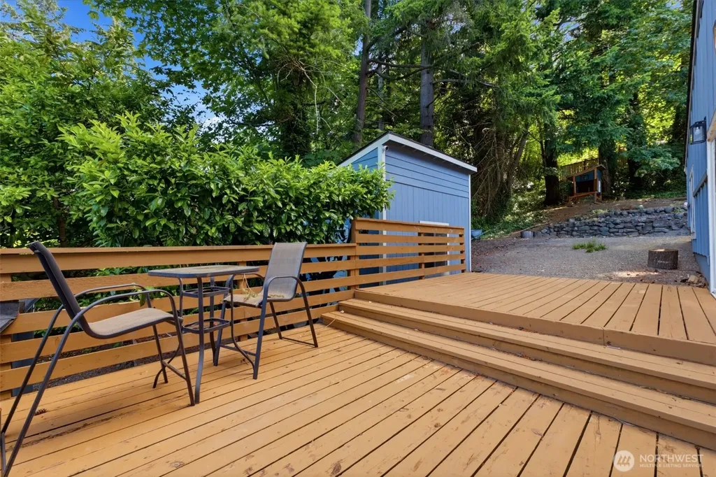 1910 Corbet Drive NW Bremerton WA 98312