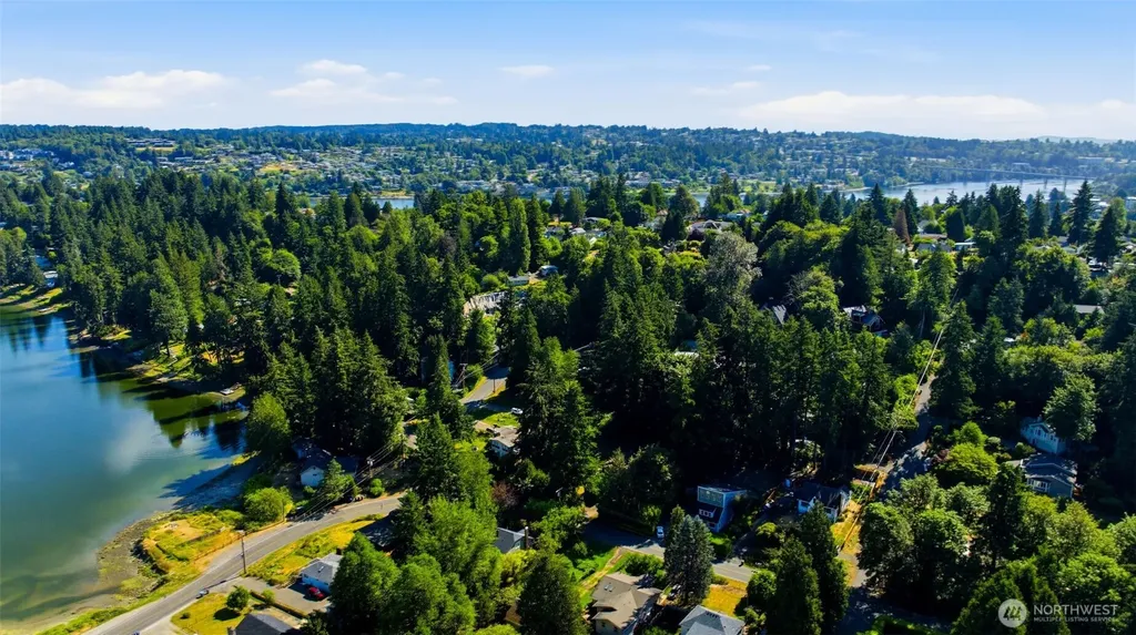 1910 Corbet Drive NW Bremerton WA 98312