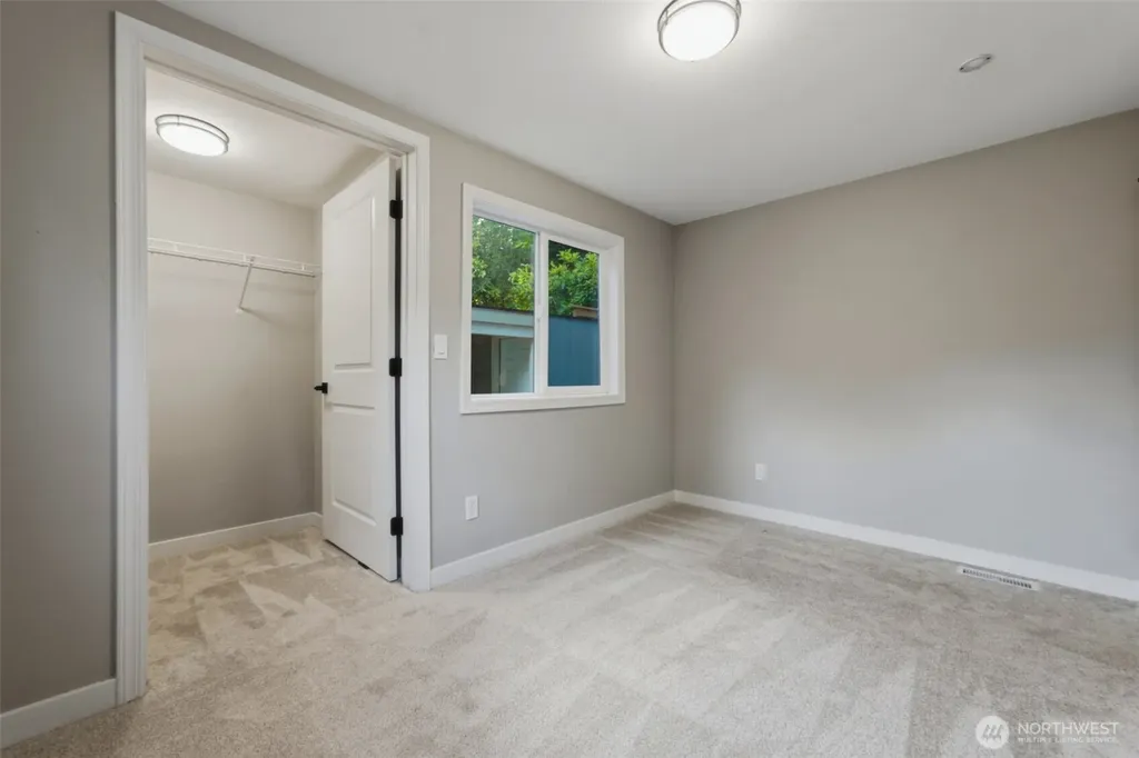 1910 Corbet Drive NW Bremerton WA 98312