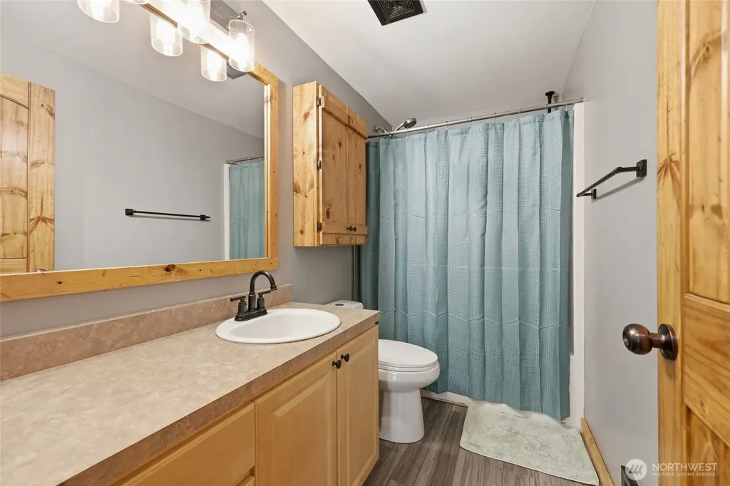 11425 Patsy Drive SE Olympia WA 98501