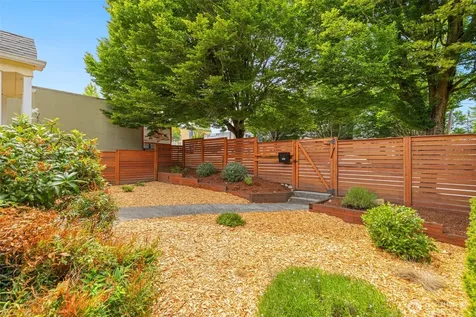 9440 35th Avenue SW Seattle WA 98126