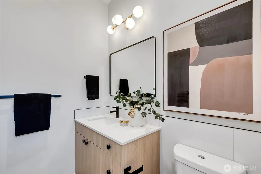 4411 S Holly Street Seattle WA 98118