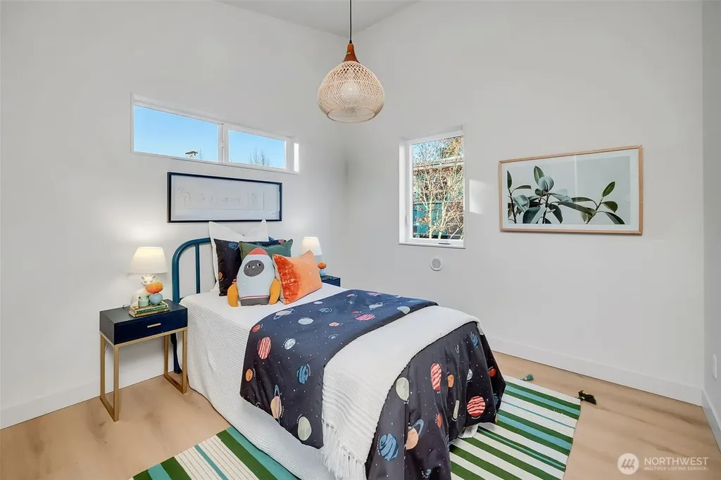 4411 S Holly Street Seattle WA 98118