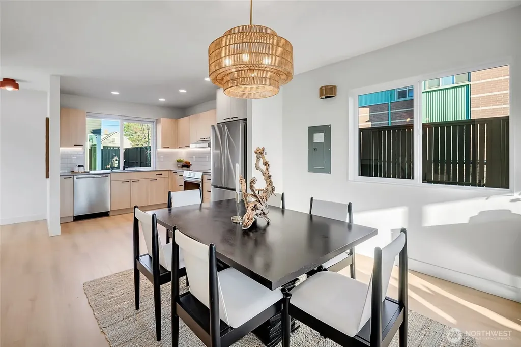 4411 S Holly Street Seattle WA 98118