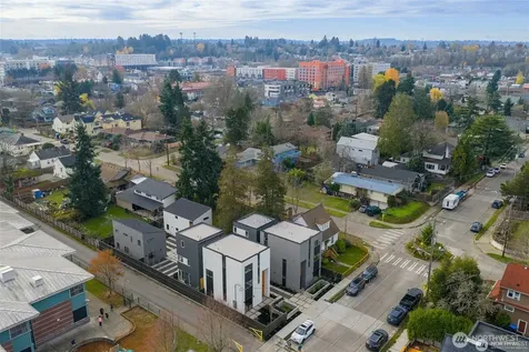 4411 S Holly Street Seattle WA 98118