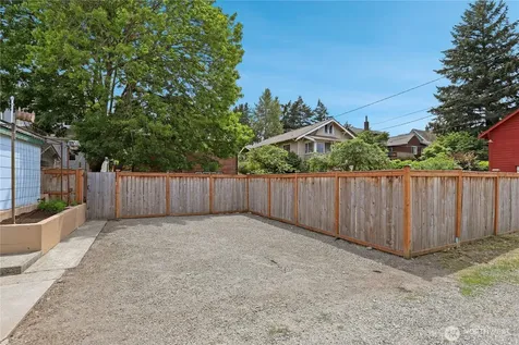 305 S 35th Street Tacoma WA 98418