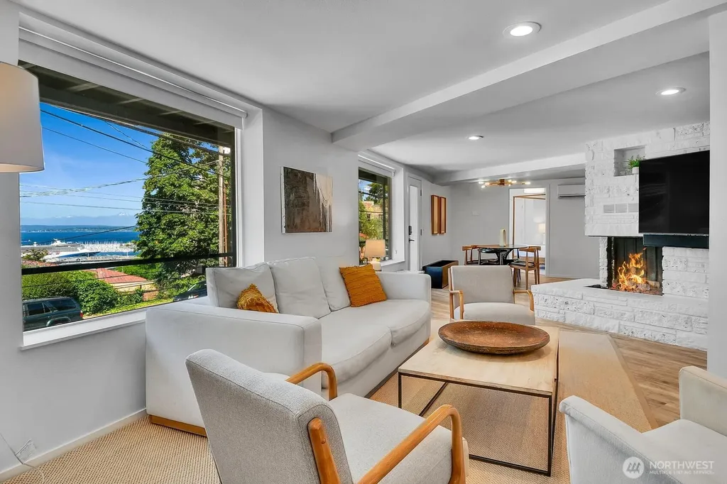 1115 8th Avenue W Seattle WA 98119