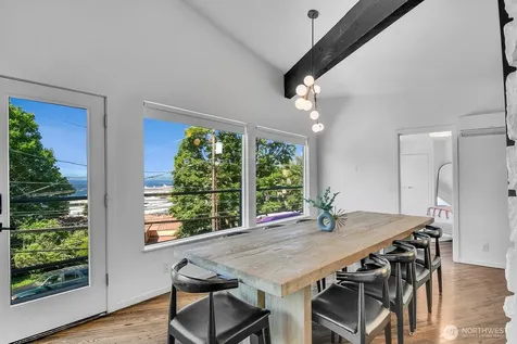 1115 8th Avenue W Seattle WA 98119