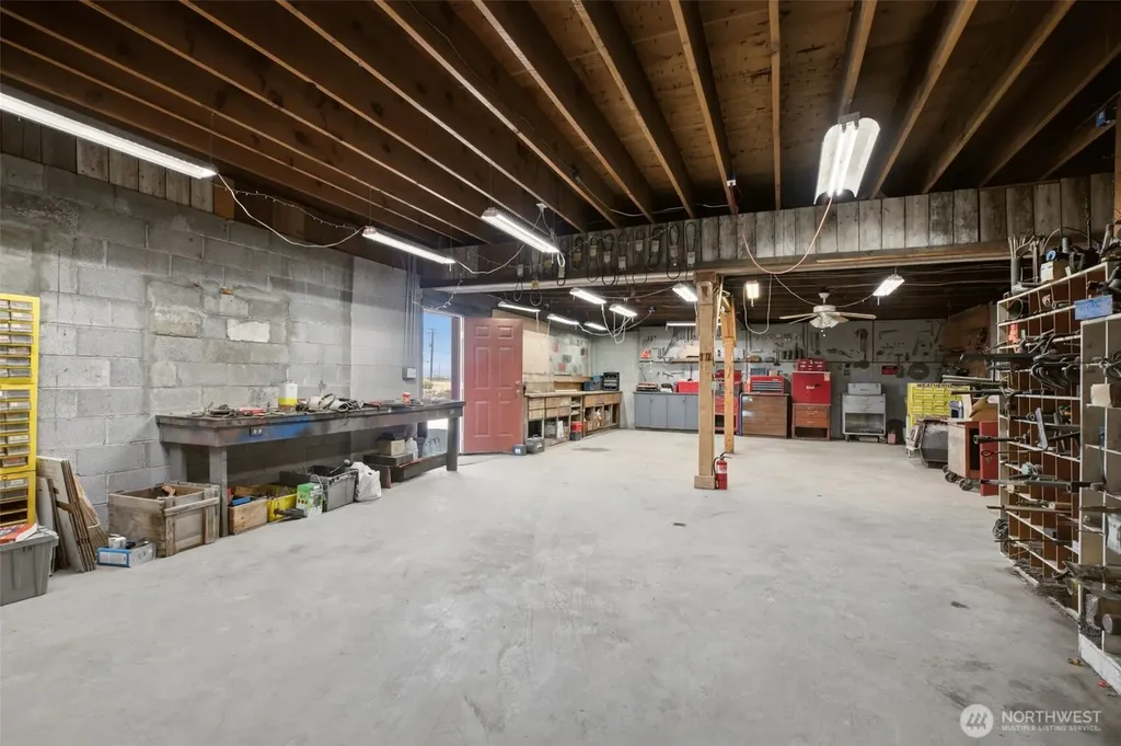 651 E Stover Road Grandview WA 98930