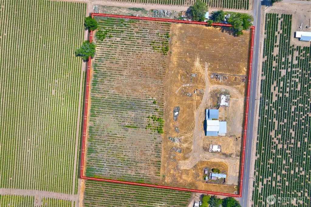 651 E Stover Road Grandview WA 98930