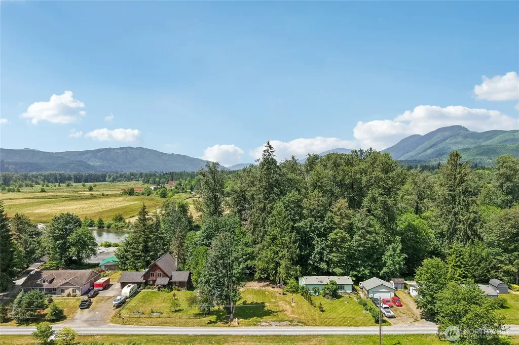 30526 237th Drive NE Arlington WA 98223