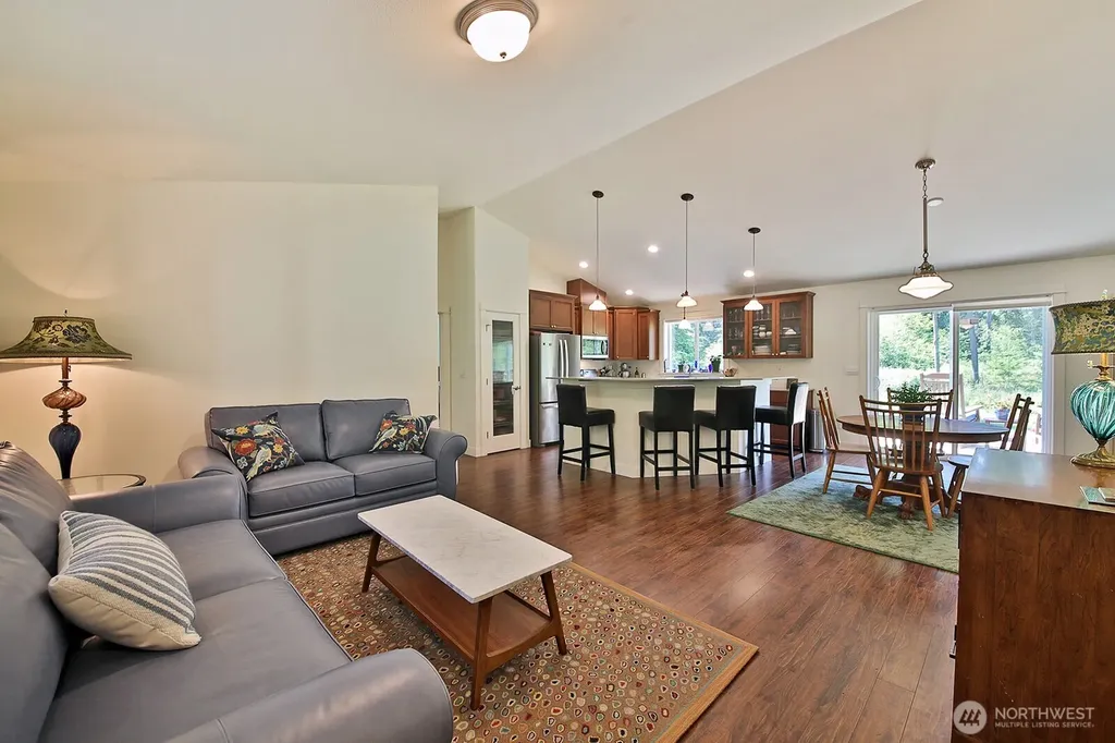 6545 Cultus Bay Road Clinton WA 98236