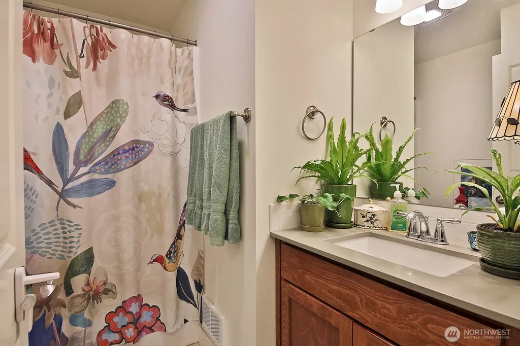 6545 Cultus Bay Road Clinton WA 98236