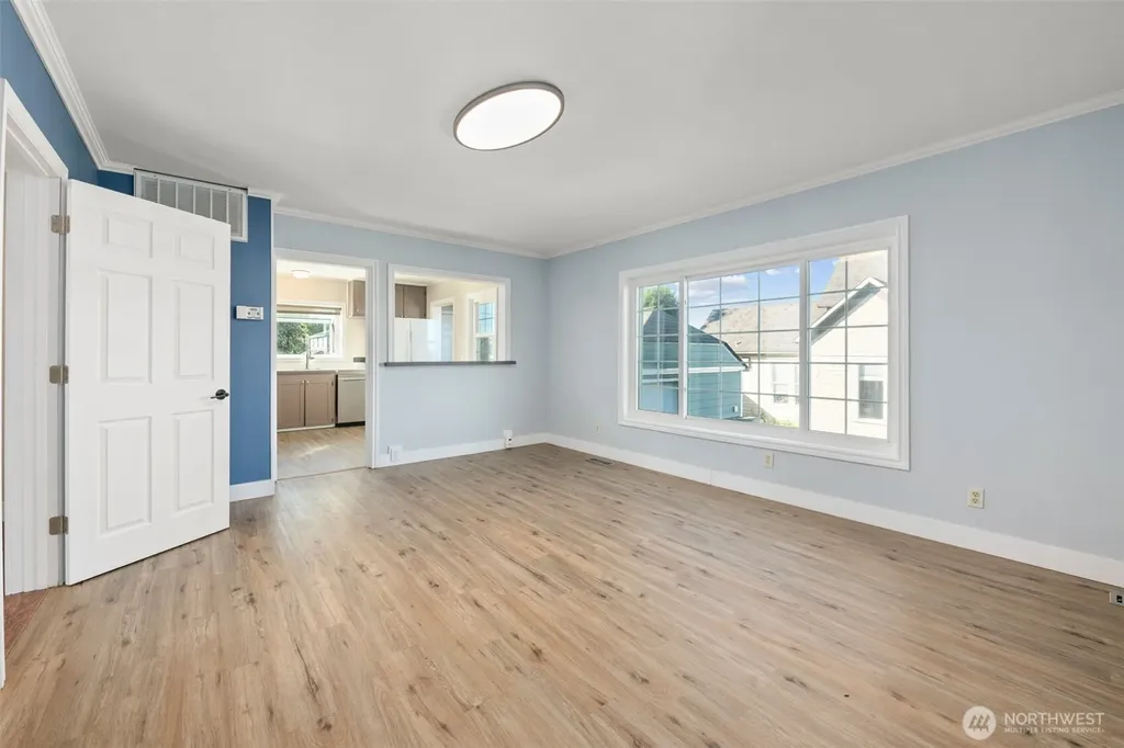 616 7th Street Hoquiam WA 98550