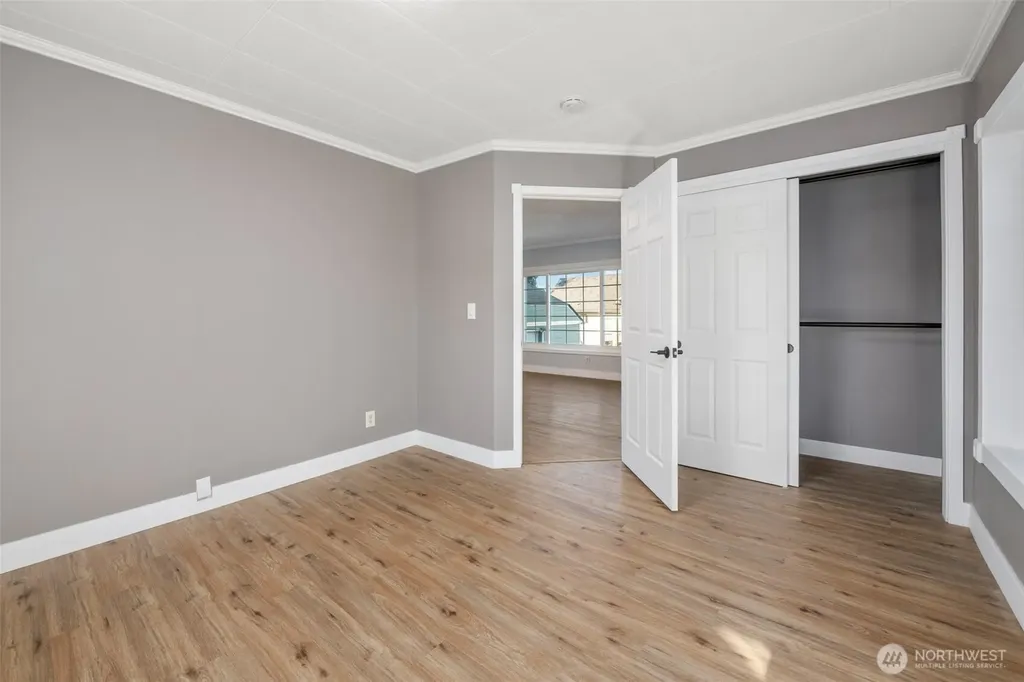 616 7th Street Hoquiam WA 98550