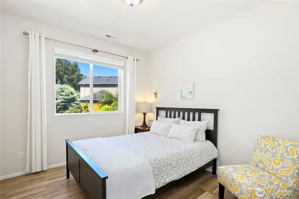 1001 Van Ogle Lane NW Orting WA 98360
