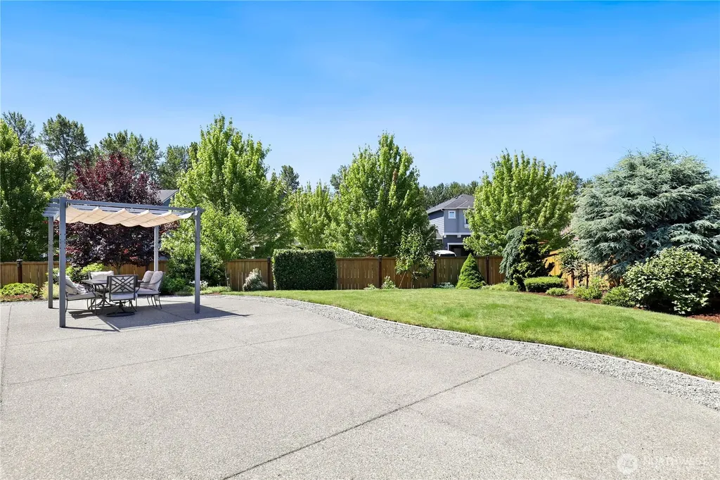 1001 Van Ogle Lane NW Orting WA 98360