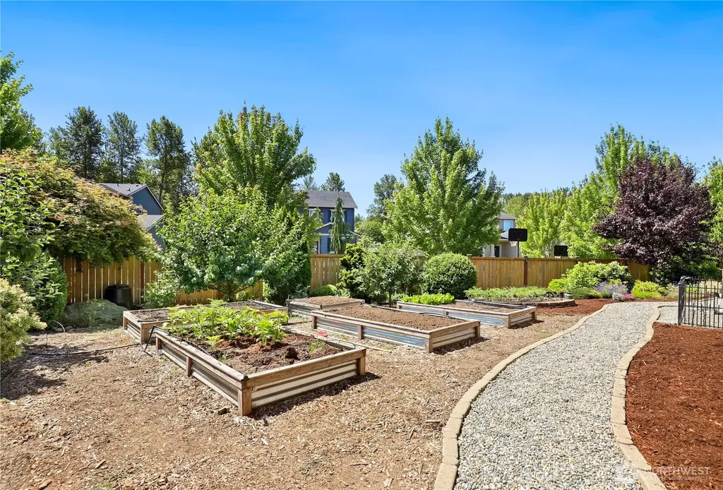 1001 Van Ogle Lane NW Orting WA 98360