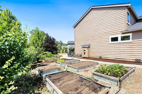 1001 Van Ogle Lane NW Orting WA 98360