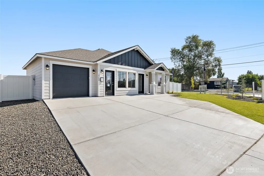 4208 W Sandy Court Moses Lake WA 98837